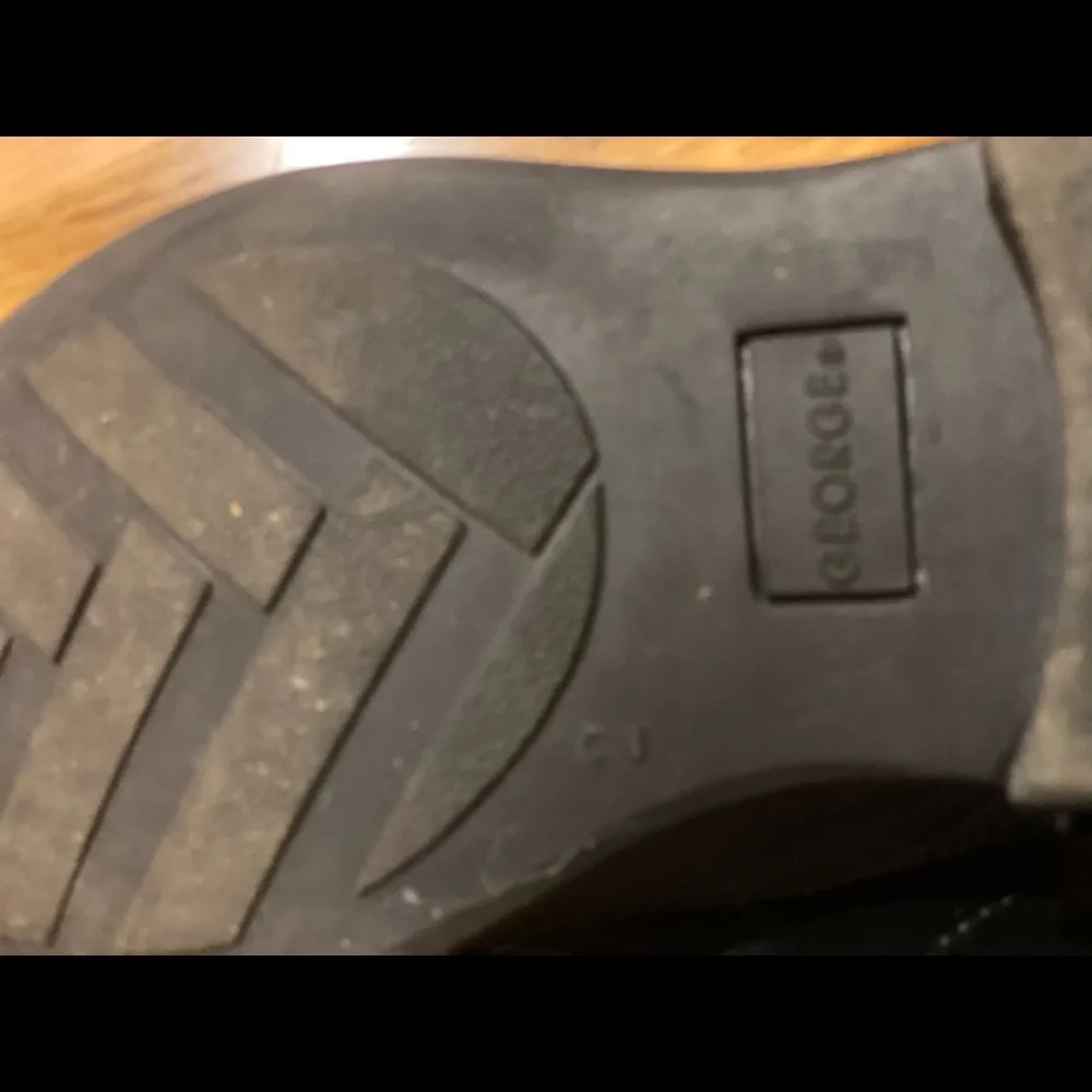 George black dress shoes Size 2 little boy